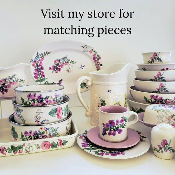 Vintage Pfaltzgraff Cape May Salad Plate Set, Light Purple Floral c.1990s USA - Picture 9 of 9